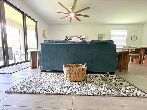 5th image of 14239 Winding Cedar Way