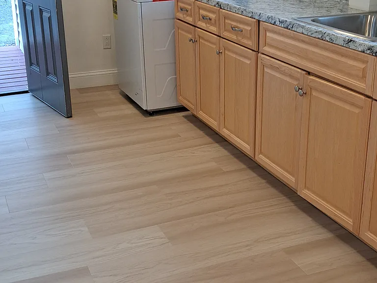 17-19 Lounsbury Ave #1 — Photo 12
