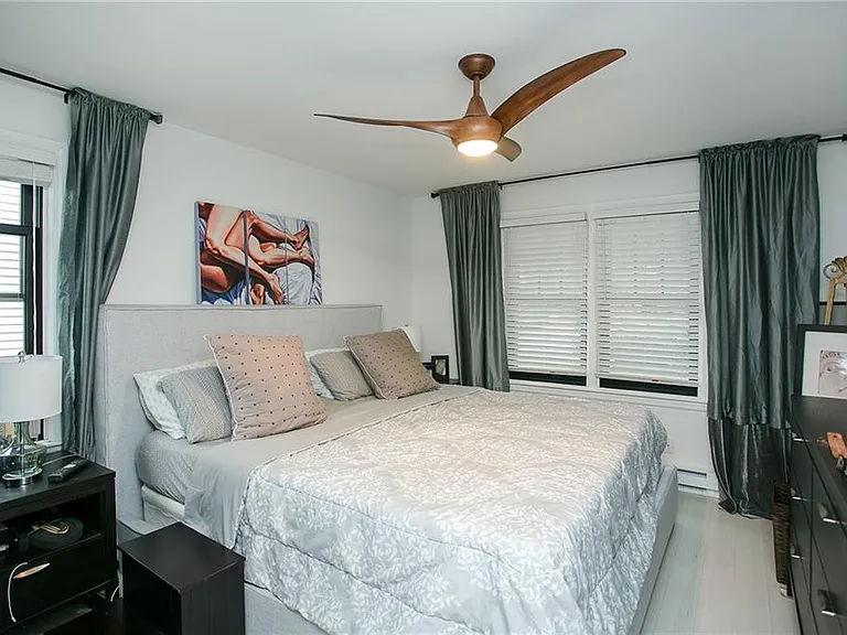 126 Riverside Dr #1 — Photo 14