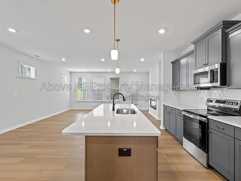 204 White Oak Garden Way — Photo 20