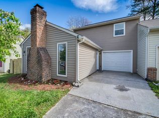 7628 NW Chatham Cir, Knoxville, TN 37909