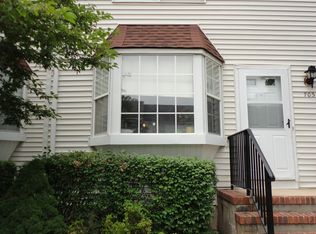703 Wedgewood Cir #703, Flemington, NJ 08822