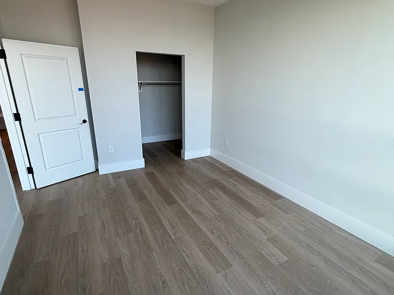 250 Coles St #1703 — Photo 8