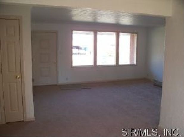 2nd image of 222 Canterbury St