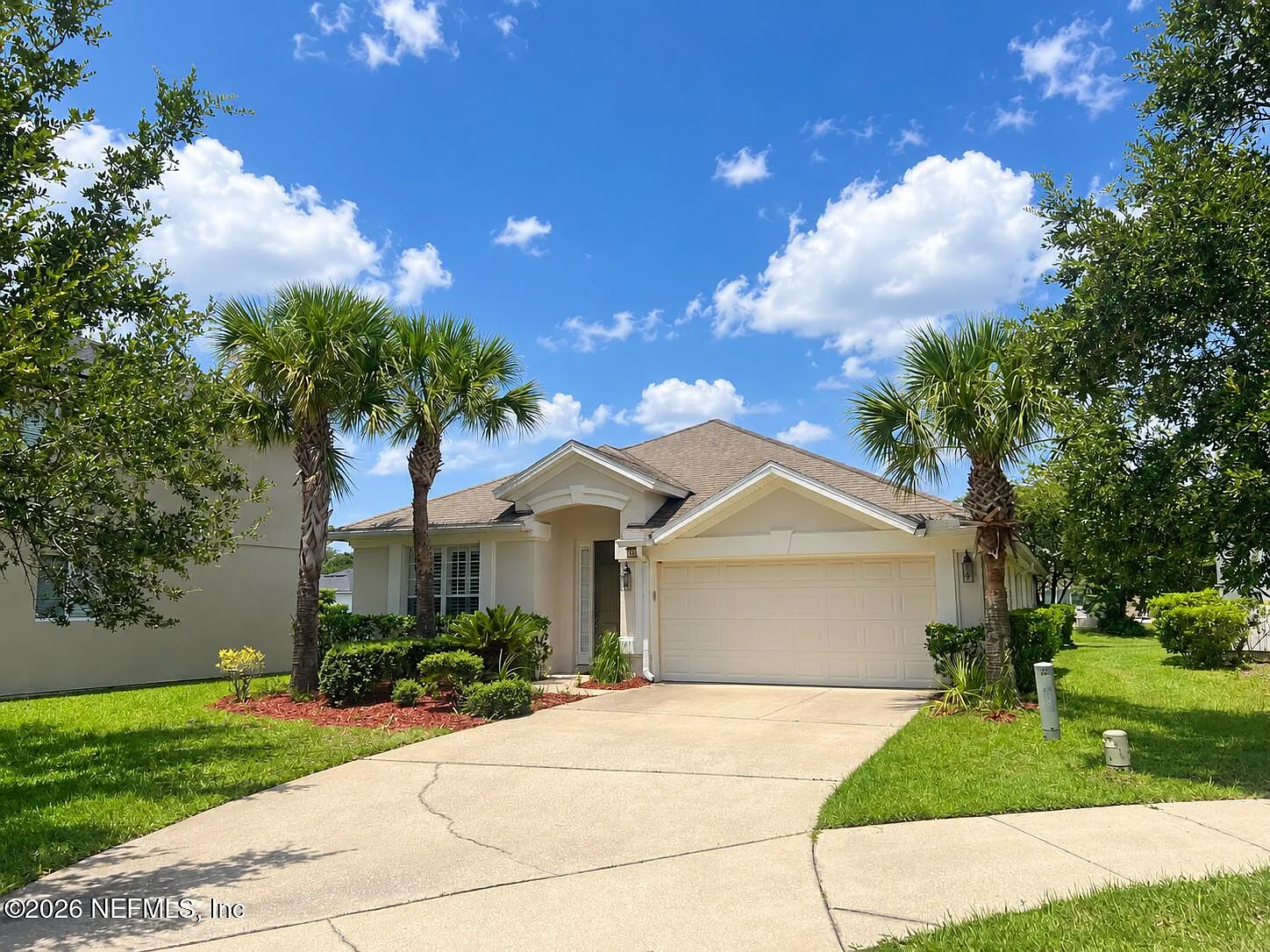 4 bed, 2.0 bath, 2229 sqft, $2,800 — Photo 1
