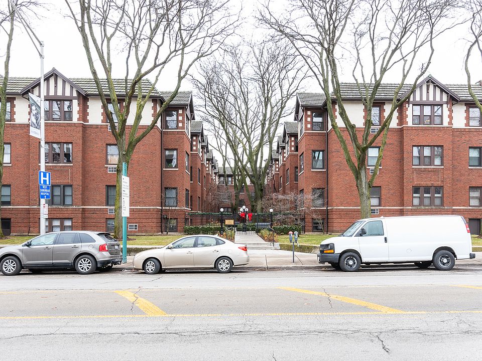 1st image of 819 Lake St APT 2E