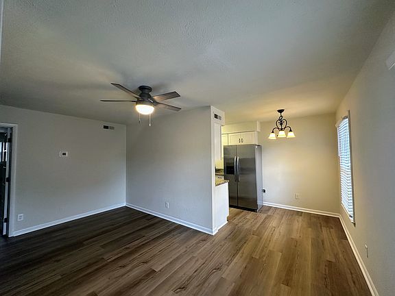 2nd image of 1208 Cypress Ave #B