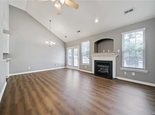 1132 Steele Meadows Dr, Fort Mill, SC 29715