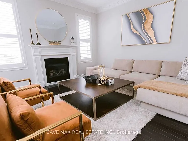 162 Ted Miller Cres — Photo 8