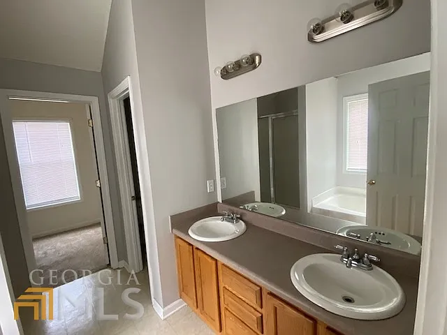22 Meadow Chase Way — Photo 13