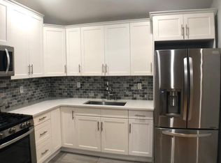 5935 60th Rd APT 2, Flushing, NY 11378