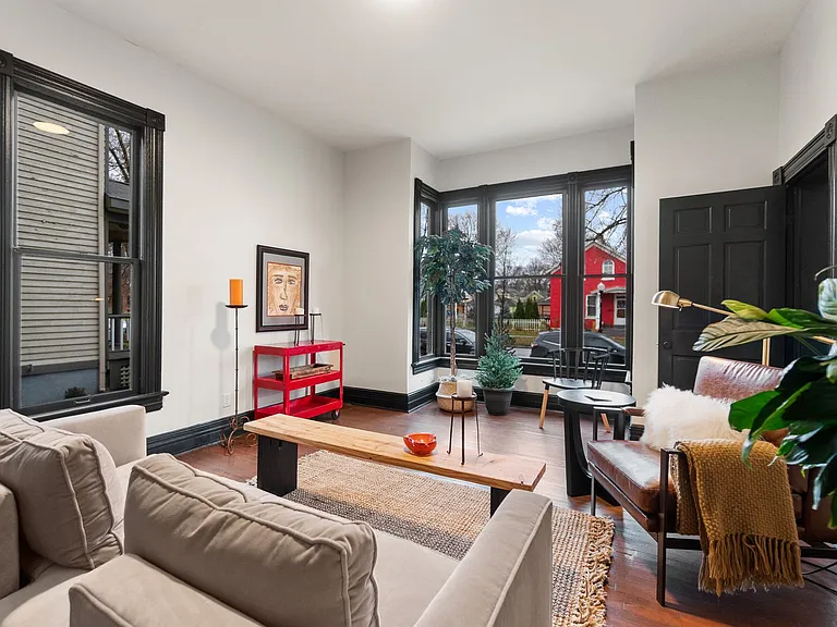 1232 W Washington Blvd — Photo 4