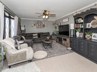 113 10th St NW, Beulah, ND 58523