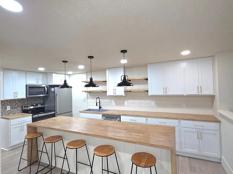 3624 Westwood Northern Blvd — Photo 1