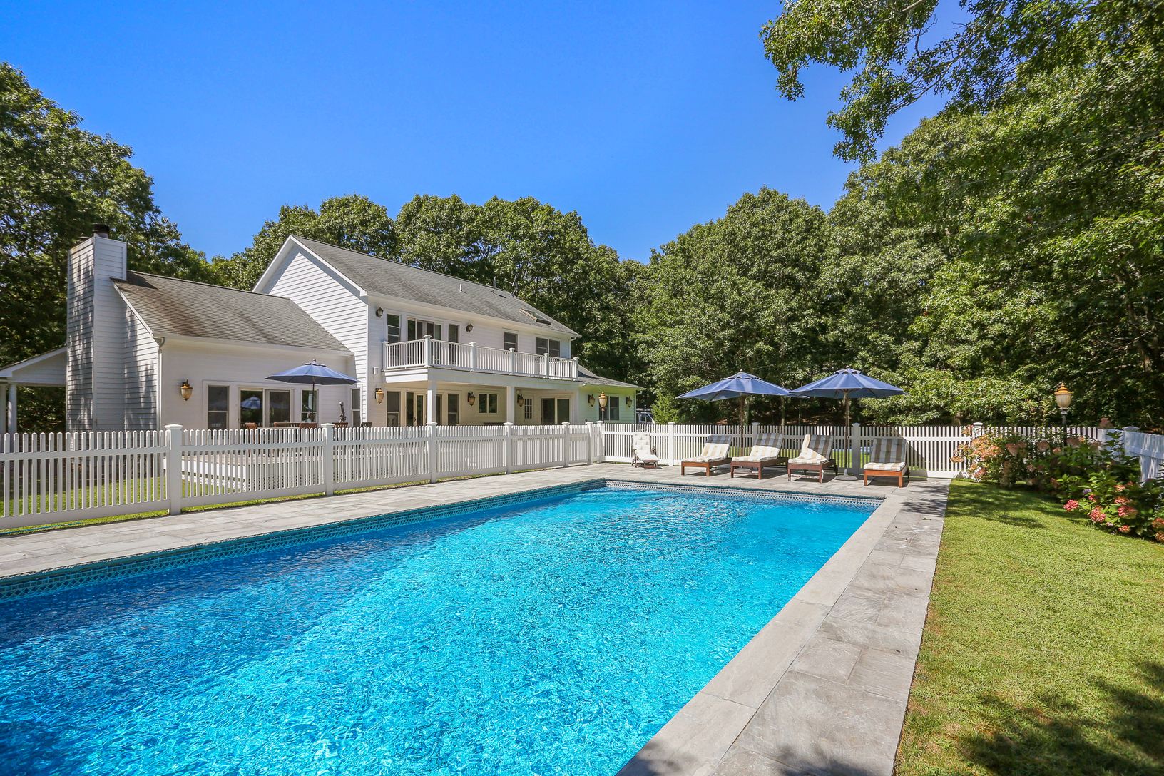  Pool with Child Fencing