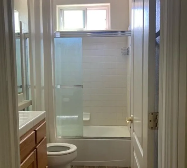 1858 N Filbert Ave — Photo 3