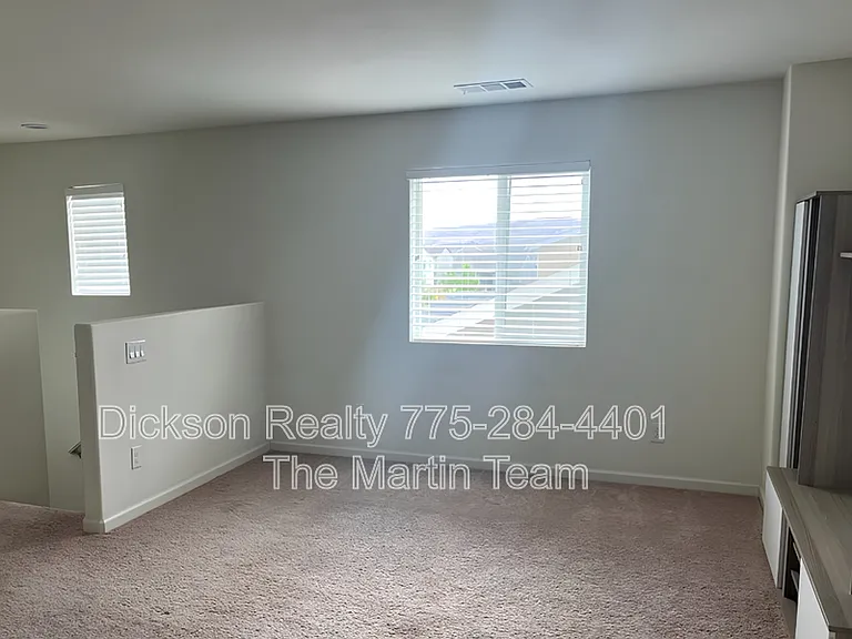 11042 Marymount Dr — Photo 4