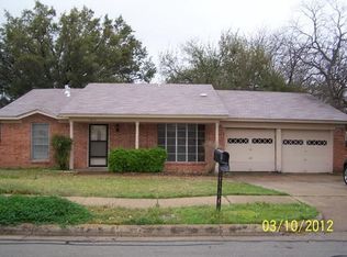 1912 Green Apple Ln, Arlington, TX 76014