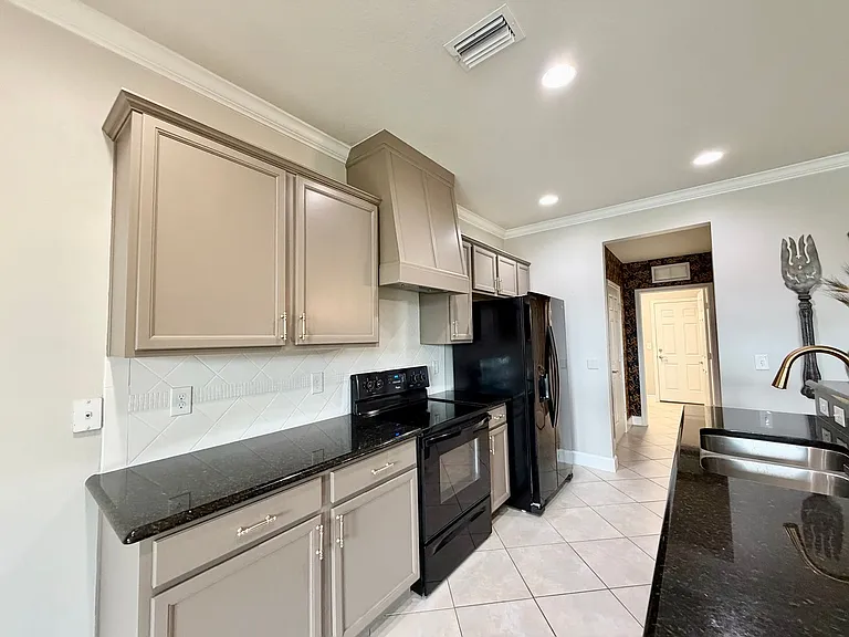 14164 Mahogany Ave — Photo 9