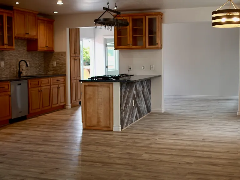 424 S B St #A — Photo 4