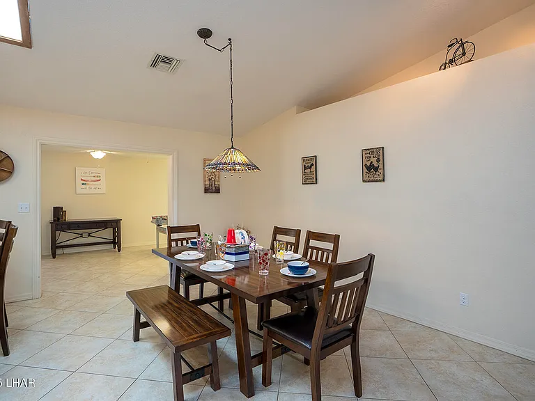 2906 Daytona Ave — Photo 20