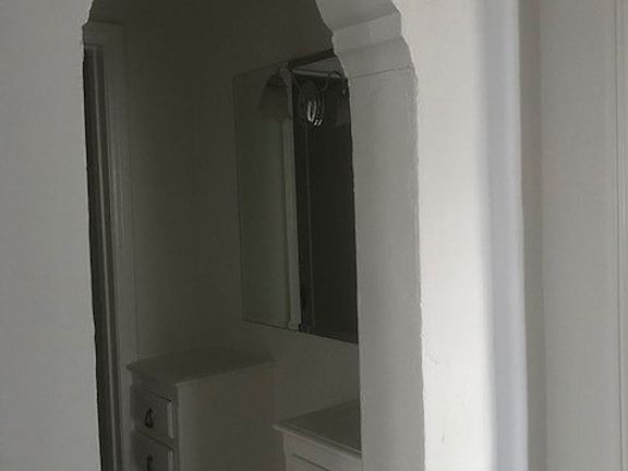 3rd image of 128 S Camden Dr APT 106