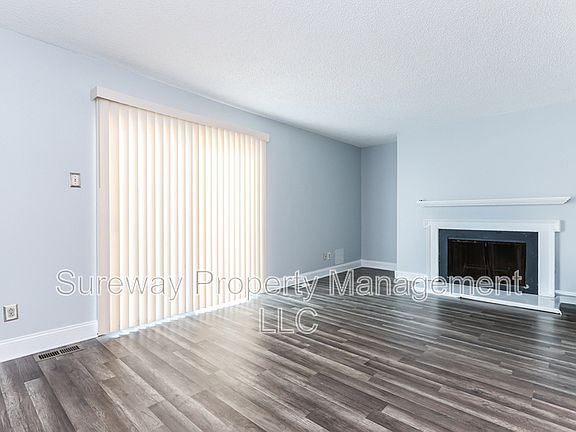 3rd image of 2344 Susan Ct