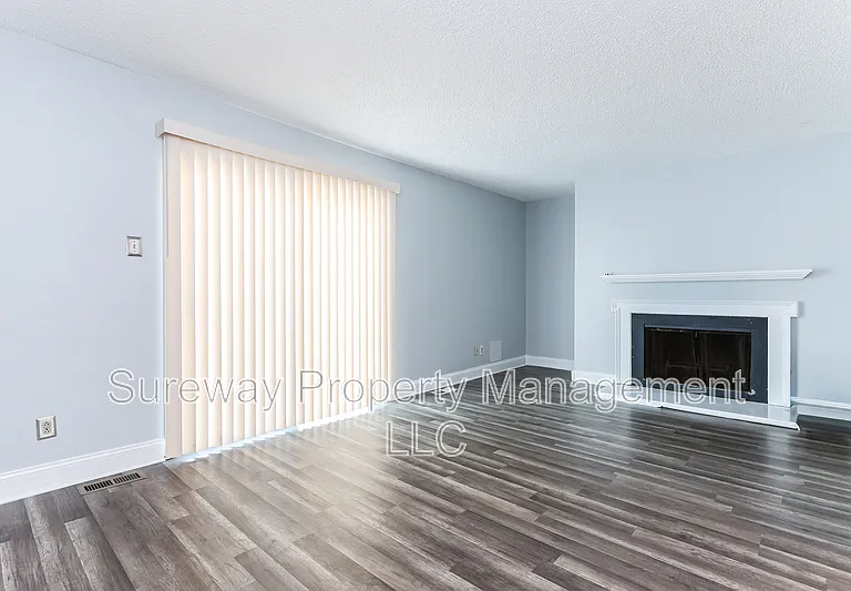2344 Susan Ct — Photo 3
