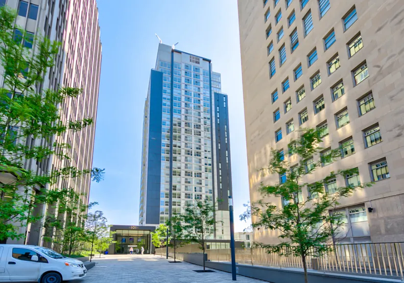 101 Saint Clair Ave W