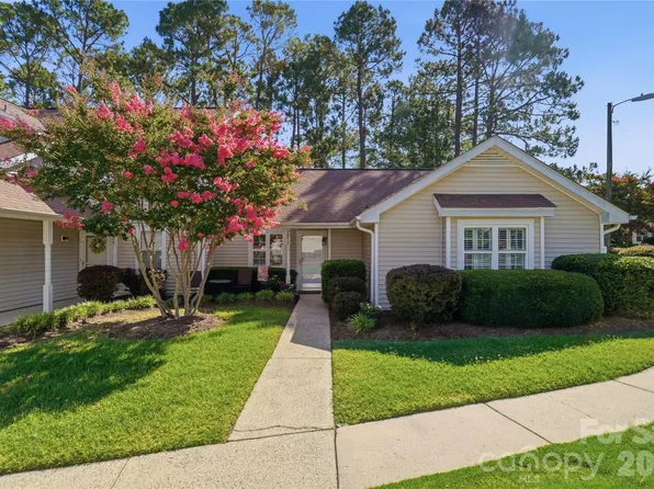 7810 Davinci Ln, Charlotte, NC 28226