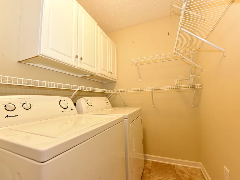 2192 Herndon St — Photo 11