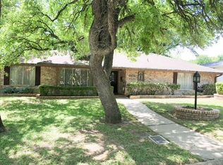 5016 Boulder Lake Rd, Fort Worth, TX 76103