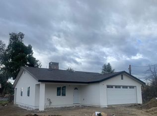 555 Willow Dr, Bakersfield, CA 93308