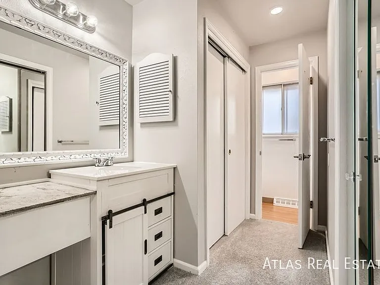 3296 S Geneva St — Photo 11