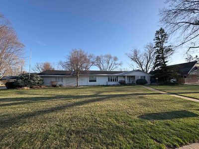 2120 Parkview Dr, Fremont, NE, 68025