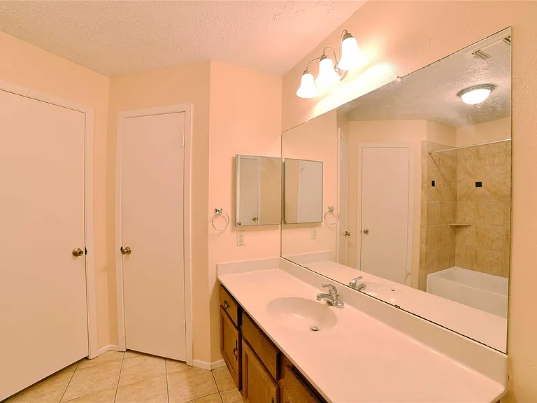 470 Buoy Rd — Photo 15