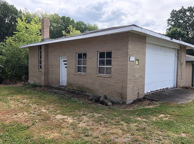 2nd image of 15517 Waverly Ave