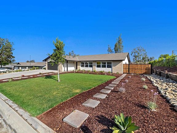 2nd image of 8167 Bridle Path Cir