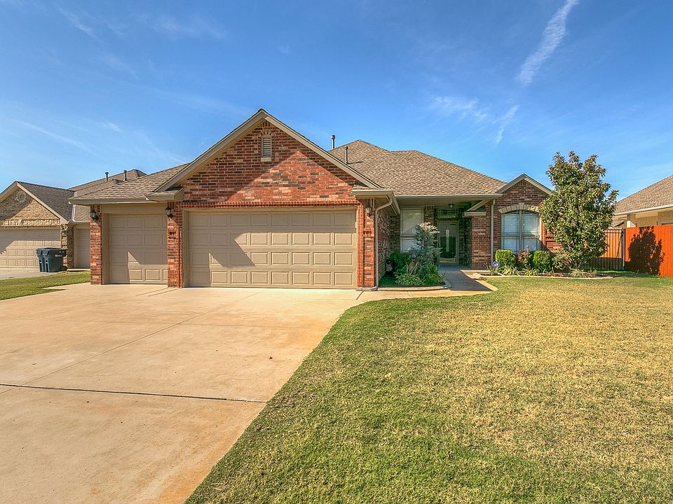 1st image of 12405 Ladonna Dr