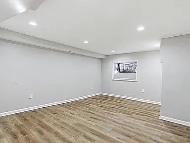 2429 Barclay St #1 — Photo 12