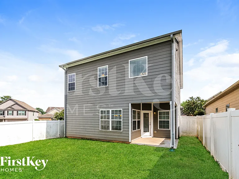 18 Samuel Way — Photo 18