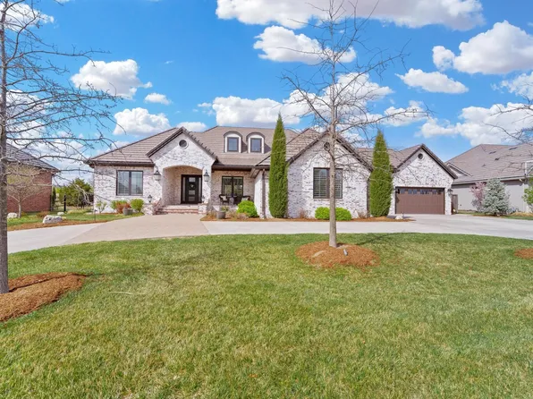 2122 N Clear Creek St, Wichita, KS 67230