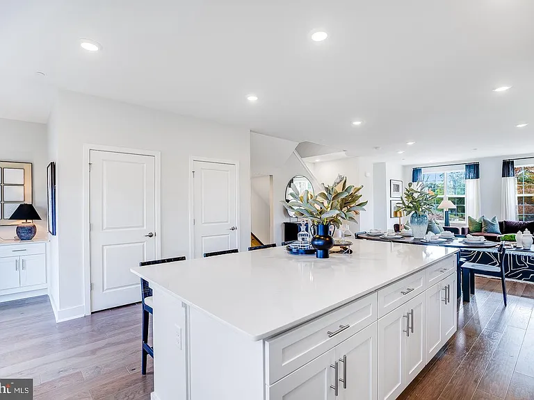 148 Ada Hightower Ave — Photo 3