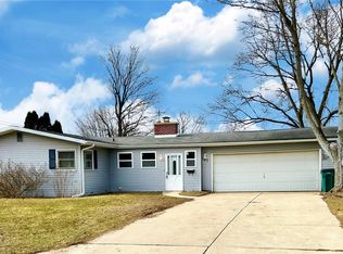 101 Harmony Ln, Springfield, MI 49037