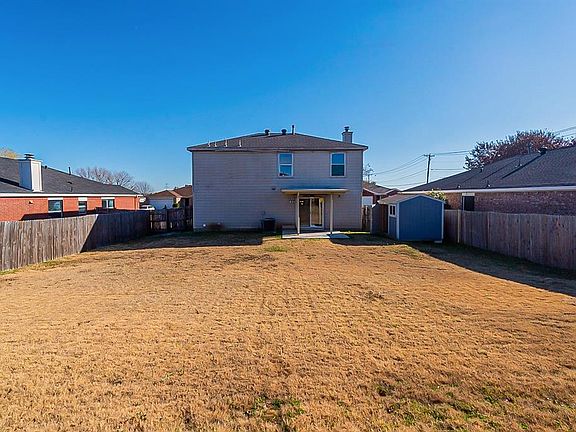 5th image of 1303 Anglican Dr
