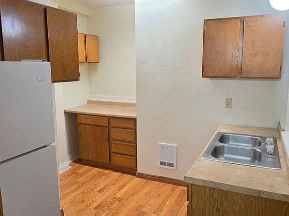 5th image of 30 College Ave #320