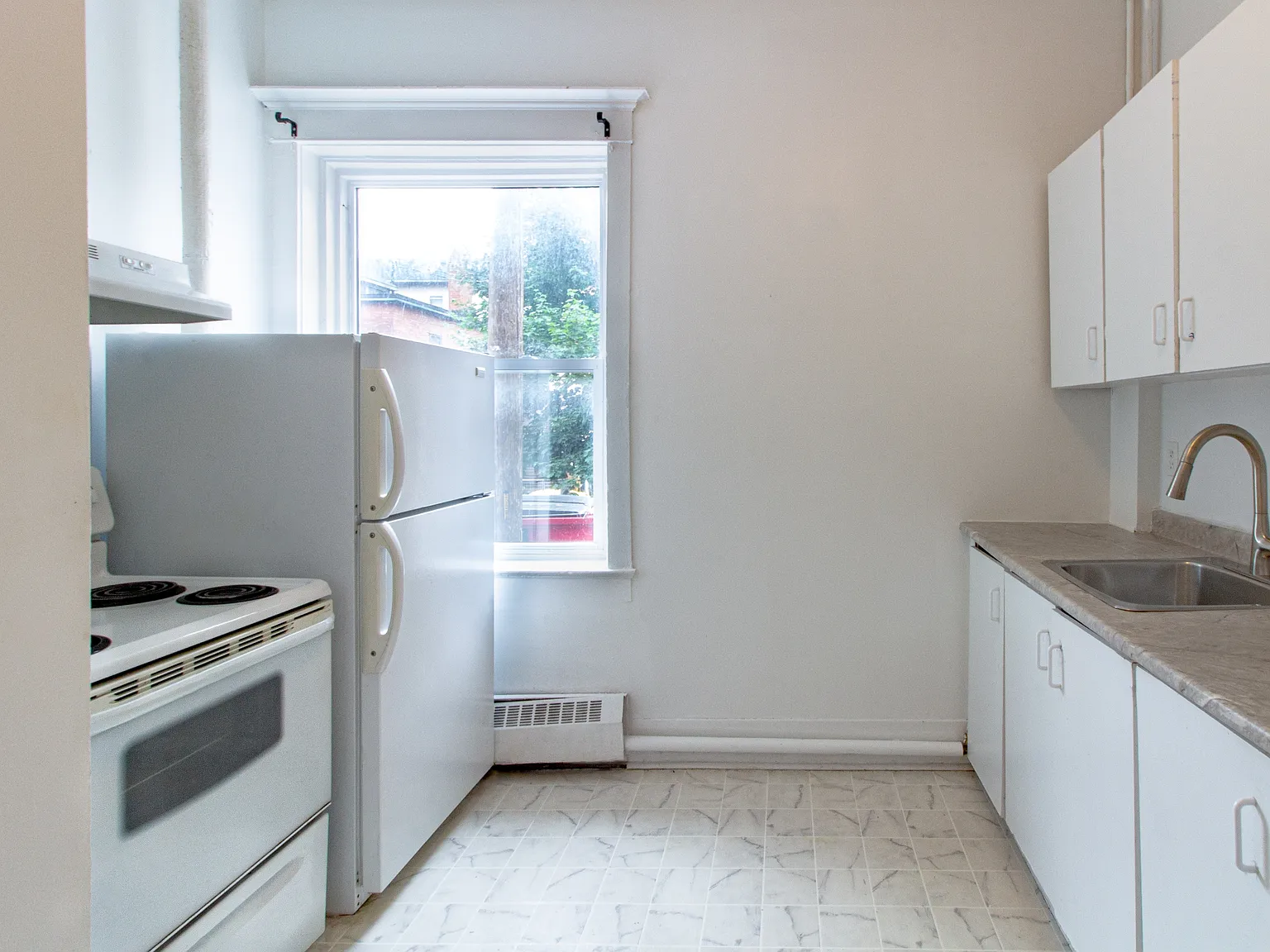 359 Elgin Street — Photo 2