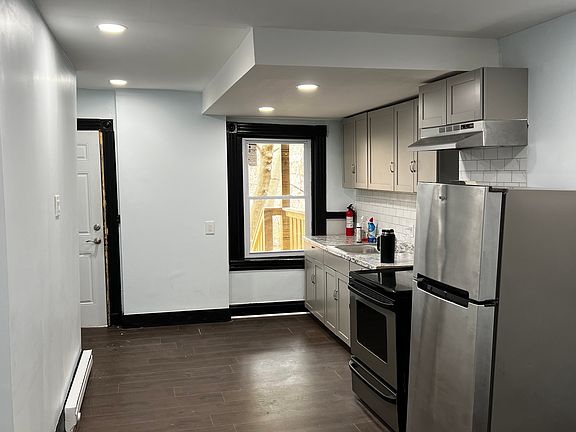 4th image of 257 Western Ave APT 3