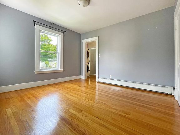 2nd image of 35 Green St #2
