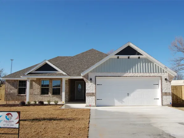 805 Haley St, Springtown, TX 76082